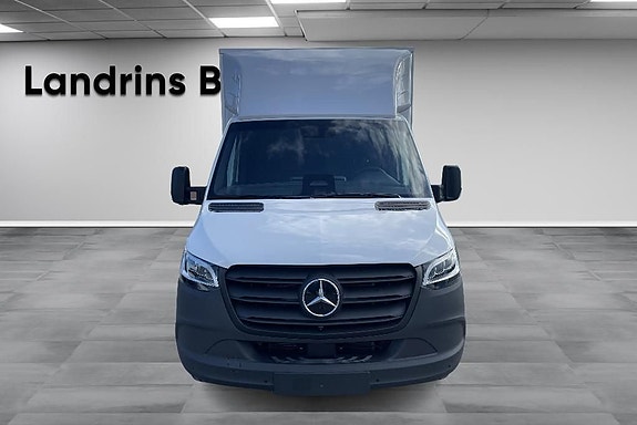 Mercedes-Benz eSprinter 420 2 of 14