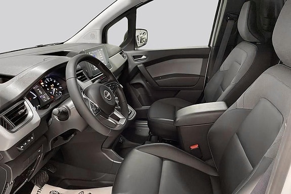 Nissan Townstar 12 of 12