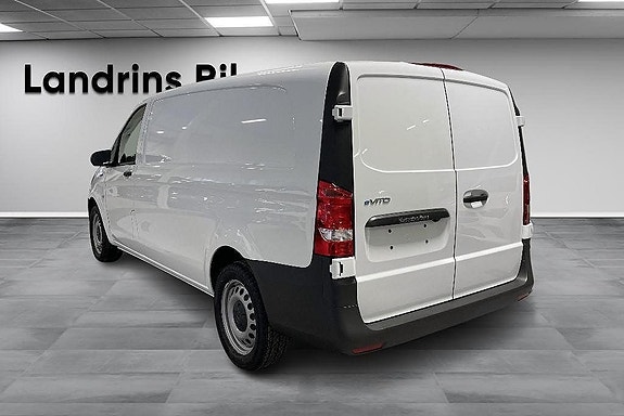 Mercedes-Benz eVito 112 3 of 5
