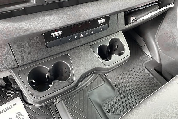 Mercedes-Benz eSprinter 420 12 of 14