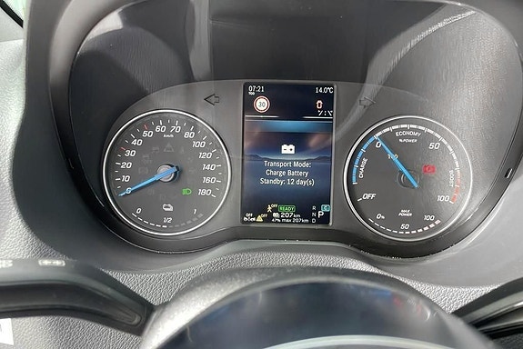 Mercedes-Benz eSprinter 420 10 of 14
