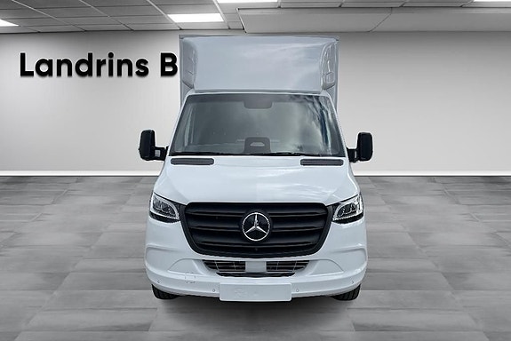 Mercedes-Benz eSprinter 420 2 of 14