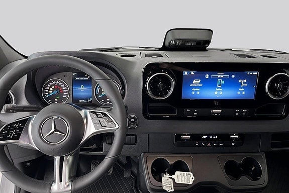 Mercedes-Benz eSprinter 420 7 of 14
