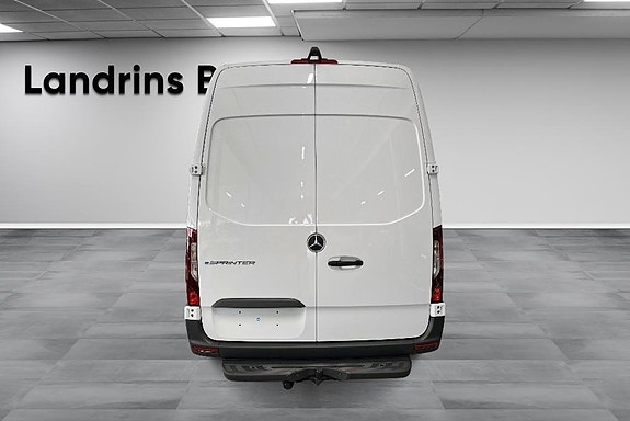 Mercedes-Benz eSprinter 420 5 of 14