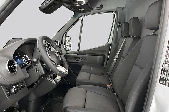 Mercedes-Benz eSprinter 420 8 of 14