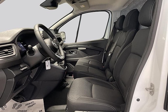 Nissan Primastar 9 of 15