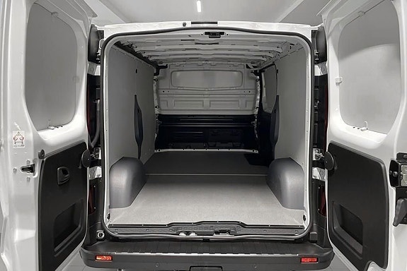 Nissan Primastar 10 of 15