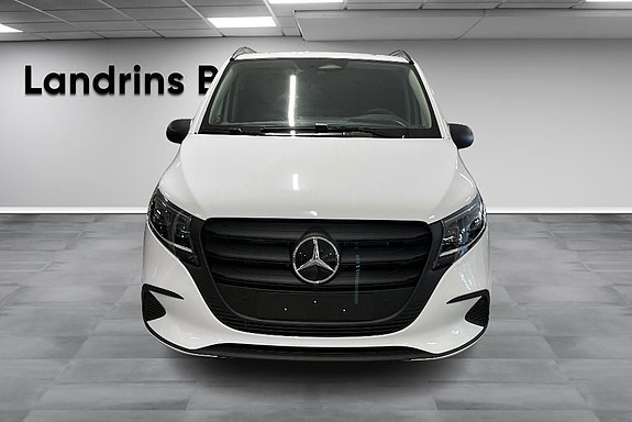 Mercedes-Benz Vito 114 2 of 5