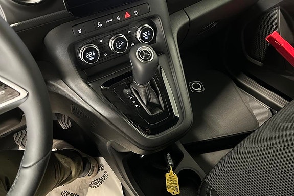 Mercedes-Benz eCitan 12 of 14