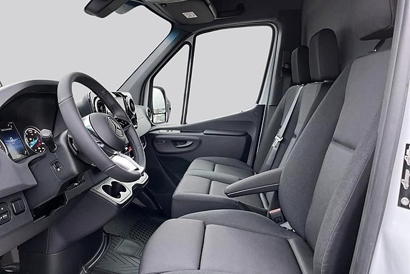 Mercedes-Benz eSprinter 314 8 of 14