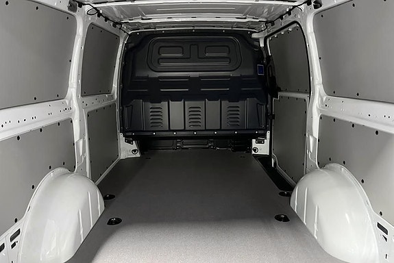 Mercedes-Benz eVito 112 14 of 14