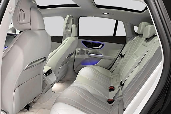 Mercedes-Benz EQE350 9 of 14