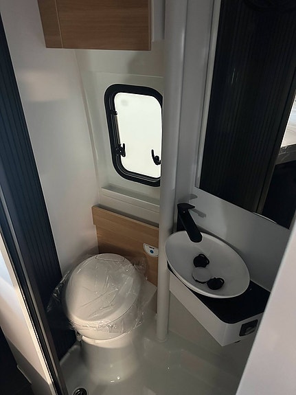 Adria Twin 600 SPB Plåtis  KAMPANJPRIS 7 of 12