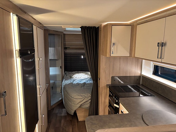 Kabe Royal 600 CXL KS 10 of 14