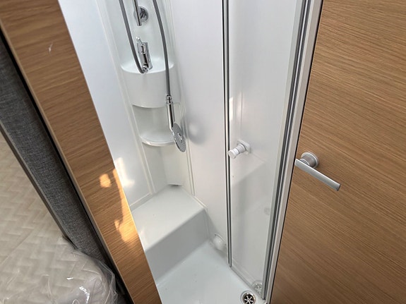 Adria Matrix 670 SL 60Y * Jubileumsmodell * 8 of 16