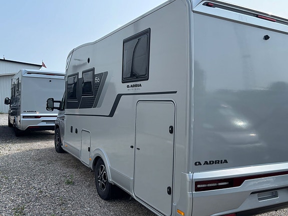 Adria Matrix 670 SL 60Y * Jubileumsmodell * 5 of 16