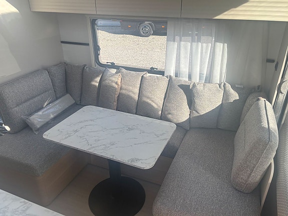 Adria Adora 573 PT *Barnkammare* 4 of 12