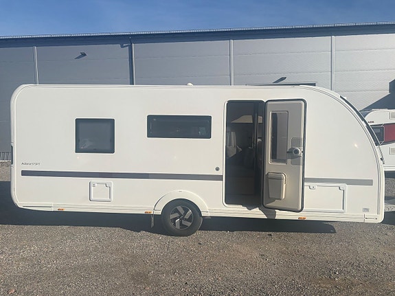 Adria Adora 573 PT *Barnkammare* 2 of 12