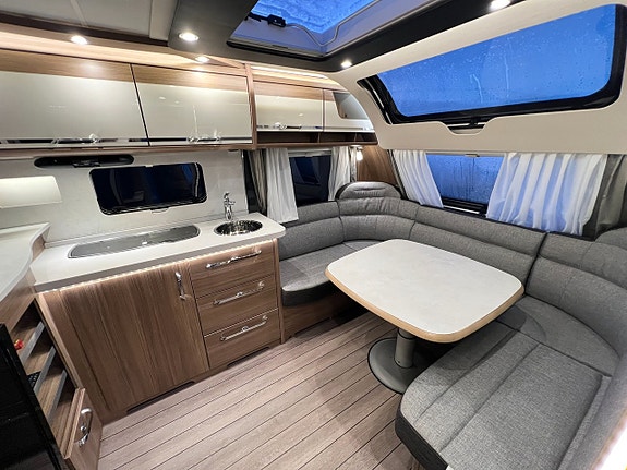Knaus 750 UFK Scandinavian Selection Barnkammare | Golvvärme 7 of 24