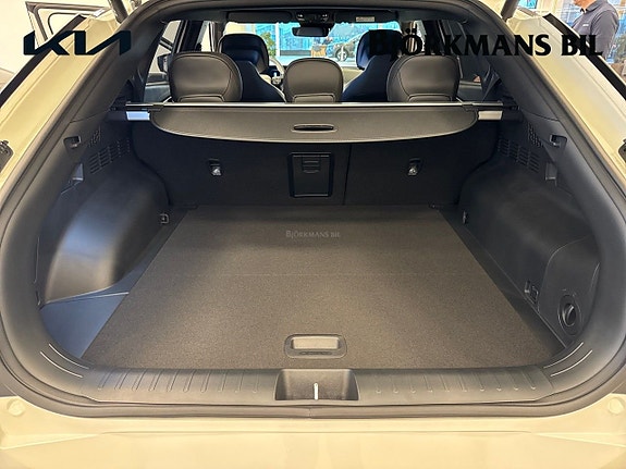 Kia EV6 14 of 26