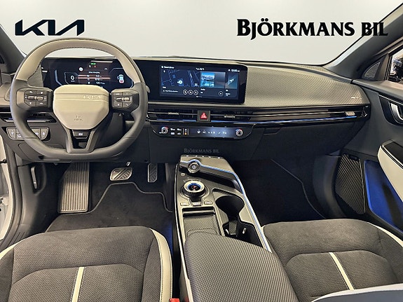 Kia EV6 7 of 26