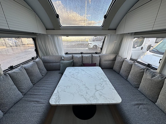 Adria ADORA 663 UT 8 of 21