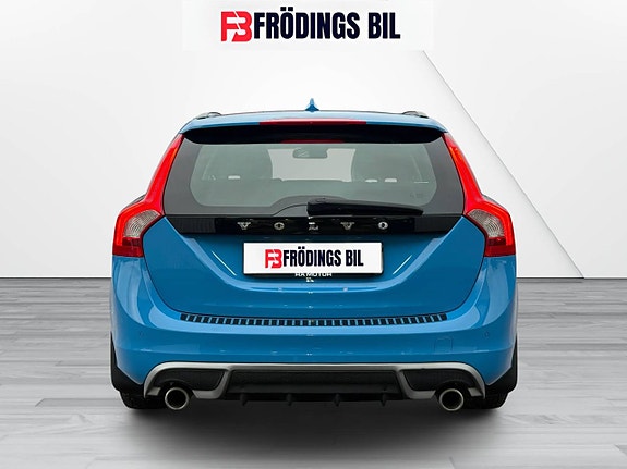 Volvo V60 8 of 25