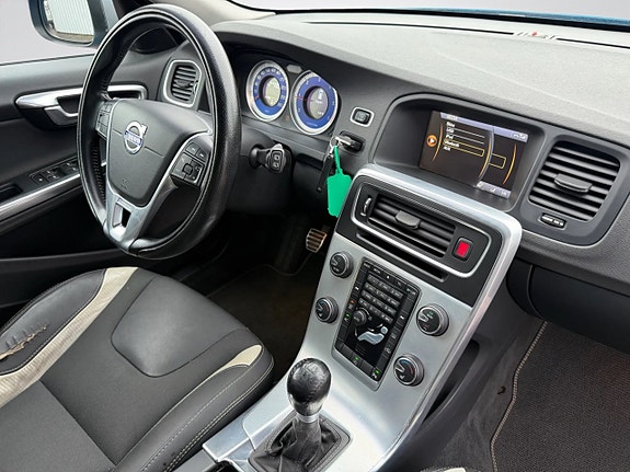 Volvo V60 20 of 25