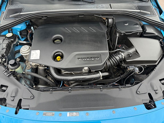 Volvo V60 25 of 25