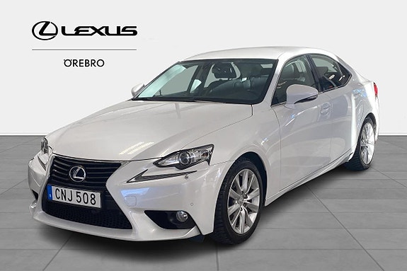 Lexus IS300h