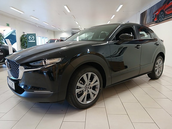 Mazda CX-30 2 of 15