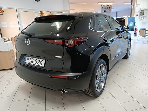 Mazda CX-30 5 of 15