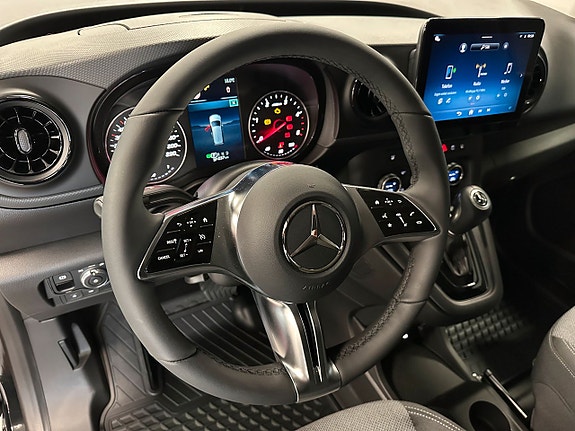 Mercedes-Benz eCitan 6 of 8