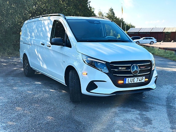 Mercedes-Benz Vito 116 2 of 5
