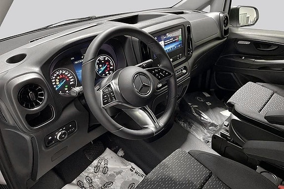 Mercedes-Benz eVito 112 8 of 11