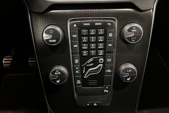 Volvo V40 17 of 20