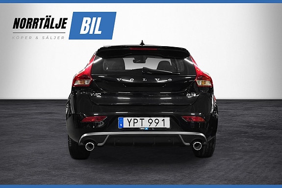 Volvo V40 7 of 20