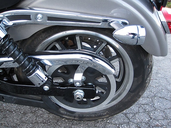 Harley-Davidson Low Rider 3 of 9
