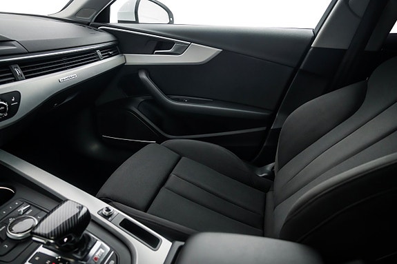Audi A4 15 of 19