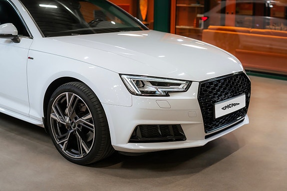 Audi A4 2 of 19
