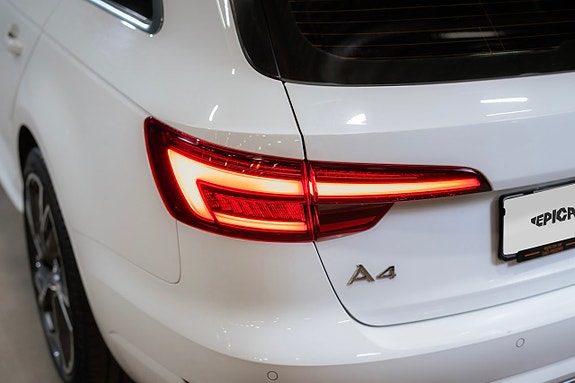 Audi A4 10 of 19