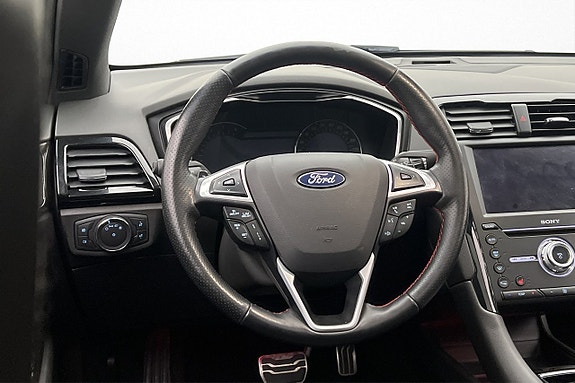 Ford Mondeo 12 of 30