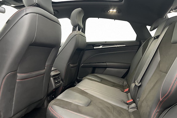 Ford Mondeo 29 of 30