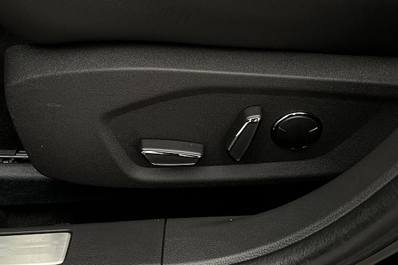 Ford Mondeo 11 of 30