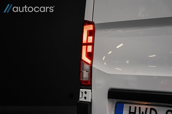 Volkswagen Crafter 13 of 28