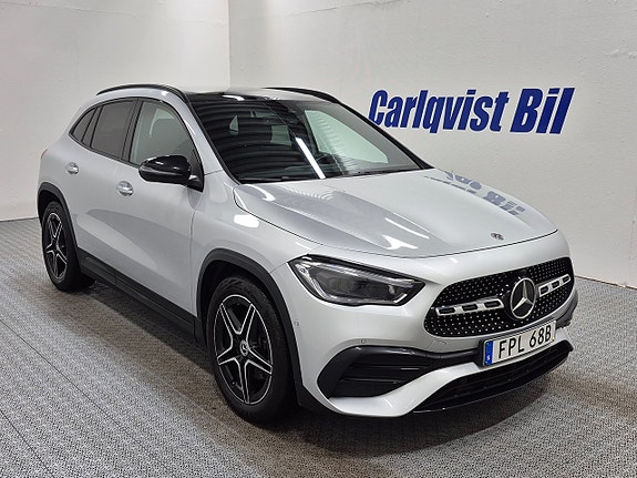 Mercedes-Benz GLA200 5 of 12
