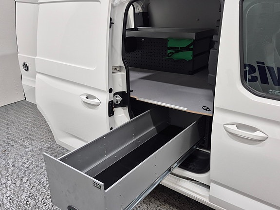 Volkswagen Caddy 9 of 9