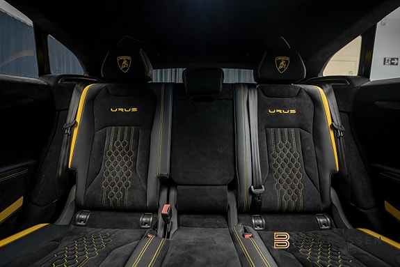Lamborghini Urus 22 of 30