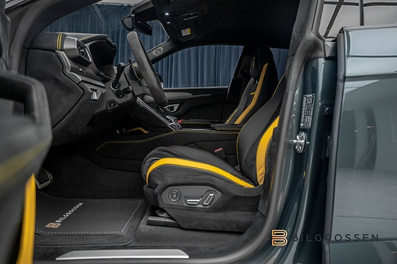 Lamborghini Urus 19 of 30