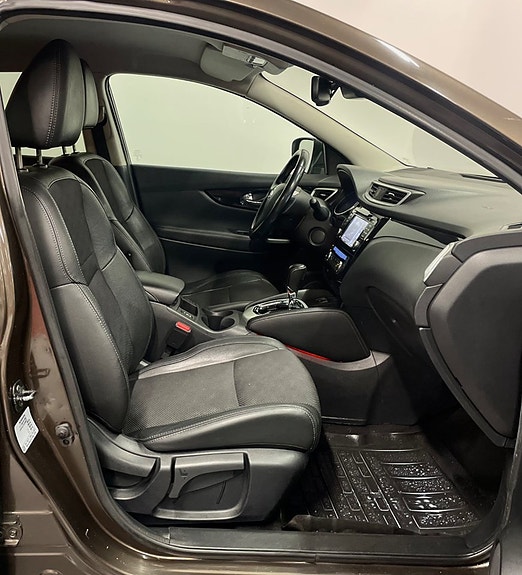 Nissan Qashqai 10 of 15